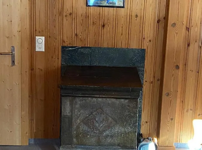 Tgesa Frena سيدرن