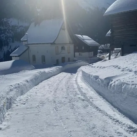 Tgesa Frena * Sedrun